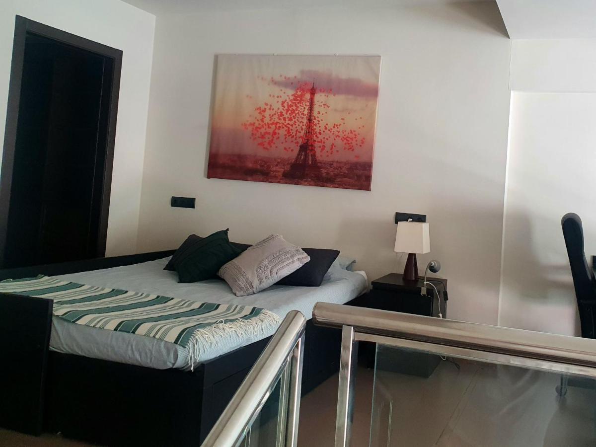 Duplex 2 Plantas - C Alcala-Ifema-Ventas- Jardin & Parking Privados- Suites Boutique Wh Madrid Exterior photo
