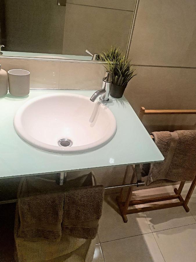 Duplex 2 Plantas - C Alcala-Ifema-Ventas- Jardin & Parking Privados- Suites Boutique Wh Madrid Exterior photo